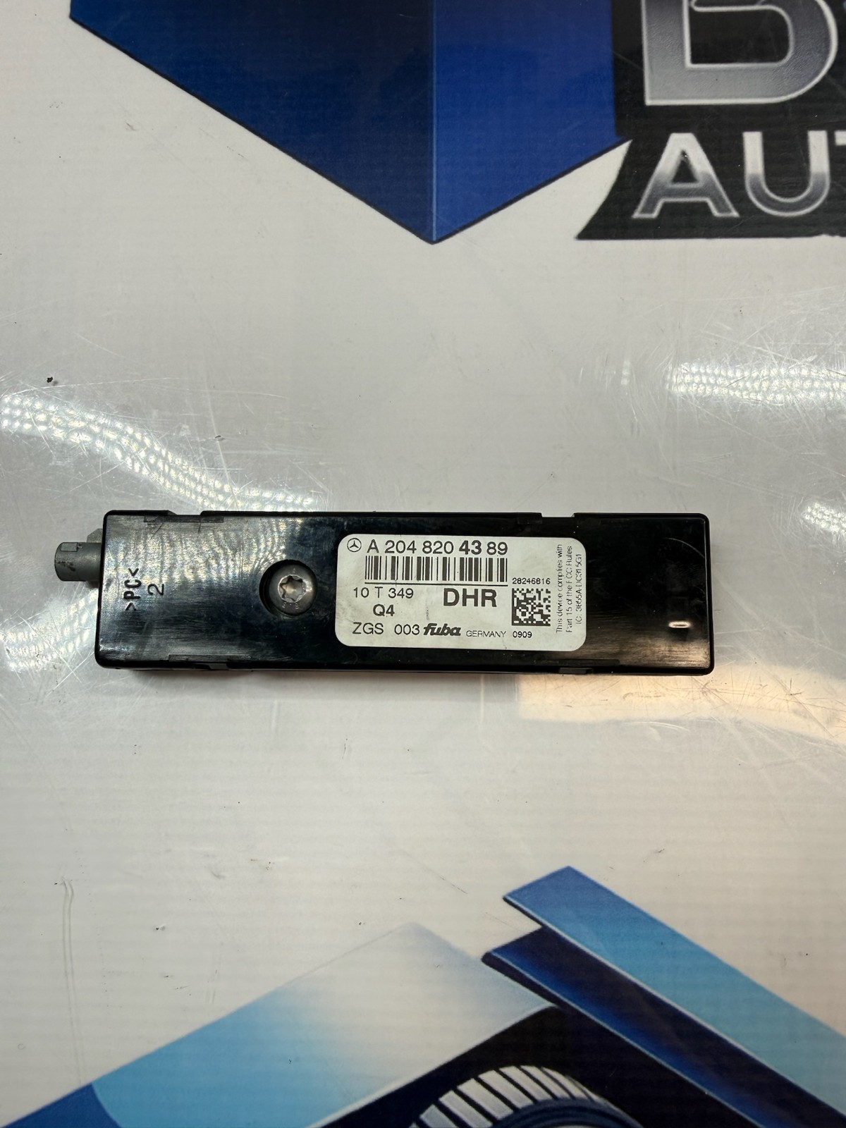 2008-2014 MERCEDES C300 RADIO ANTENNA AMP AMPLIFIER MODULE A2048204389 OEM
