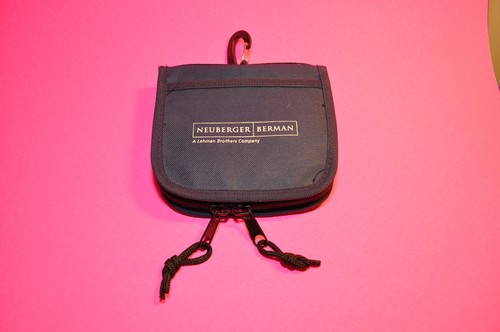 LEHMAN BROS / NEUBERGER BERMAN ~ GOLFERS POUCH  ~ DIVOT TOOL, TEES ACCESSORIES!  - Afbeelding 6 van 6