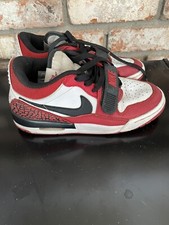 Jordan Legacy 312 Low Chicago Red Boys Size 4Y cd9054-116