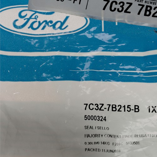 OEM NEW 200016 Ford F250 Excursion Transfer Case Output Shaft Seal