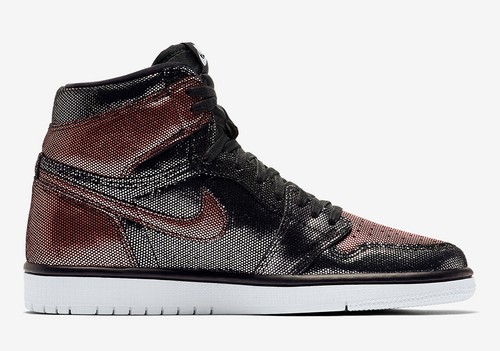 WMNS Nike Air Jordan 1 Retro High OG 