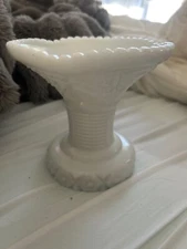 1950’s Vintage Milk Glass Vase, Punch Bowl Base, Wedding Flowers EUC