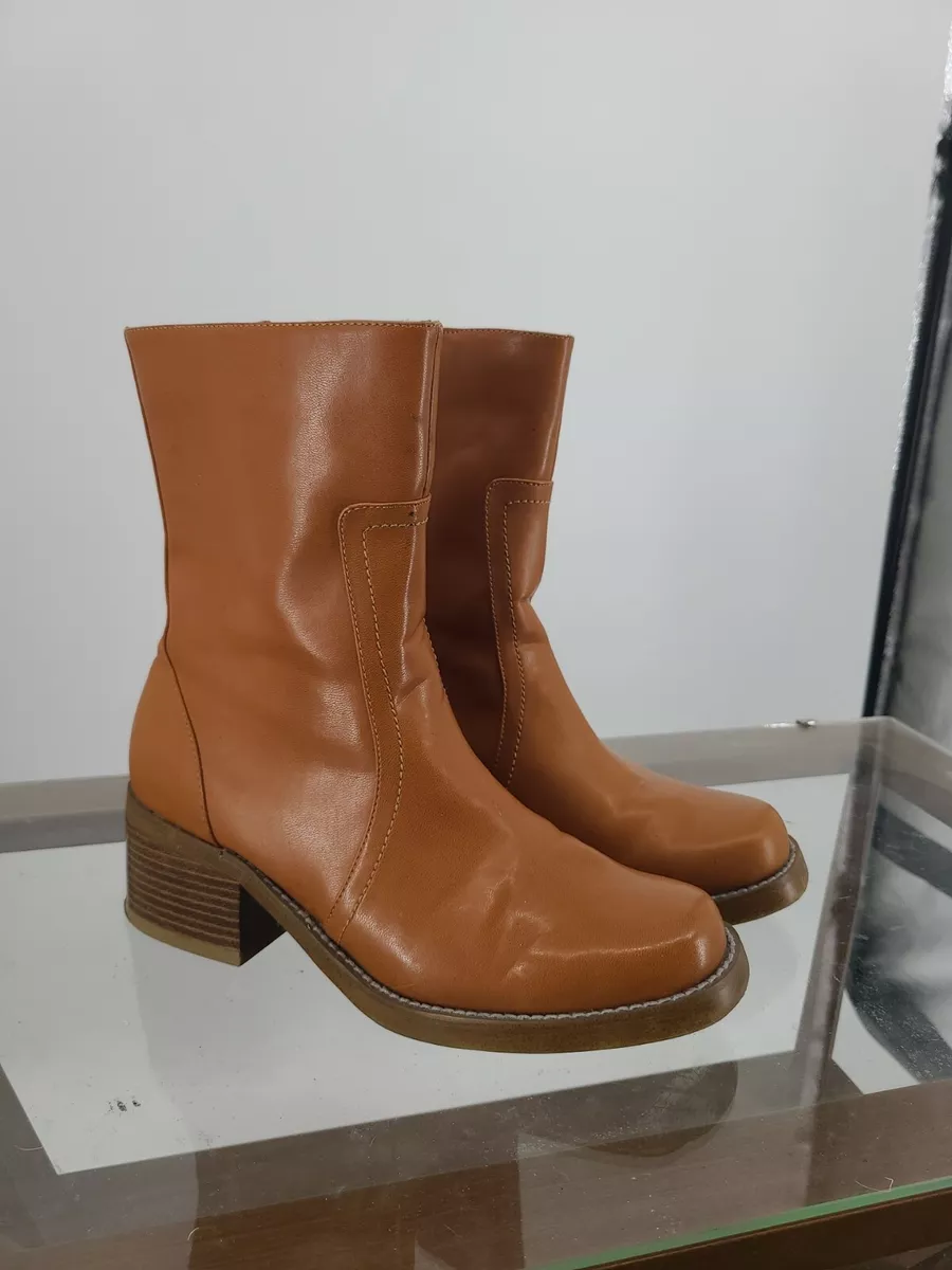 Vintage Bongo Caramel Campus Boots Size 8 90s Retro Chunky Heel