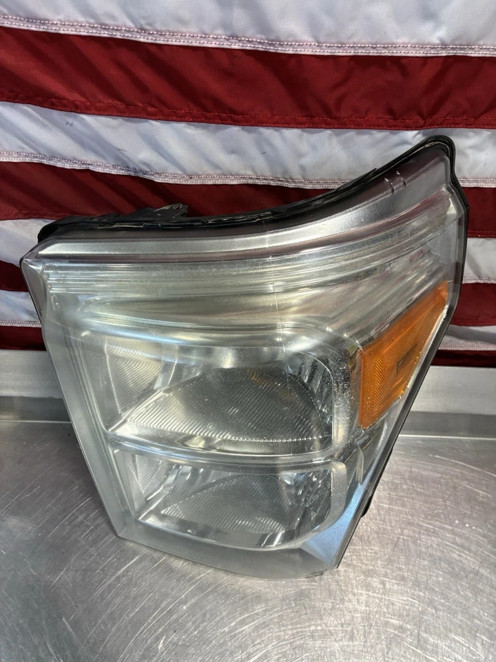 Farol esquerdo/motorista Ford F250 F350 F550 SUPER DUTY - Usado | P/N ASYVBC3413006A - Imagem 3 de 4