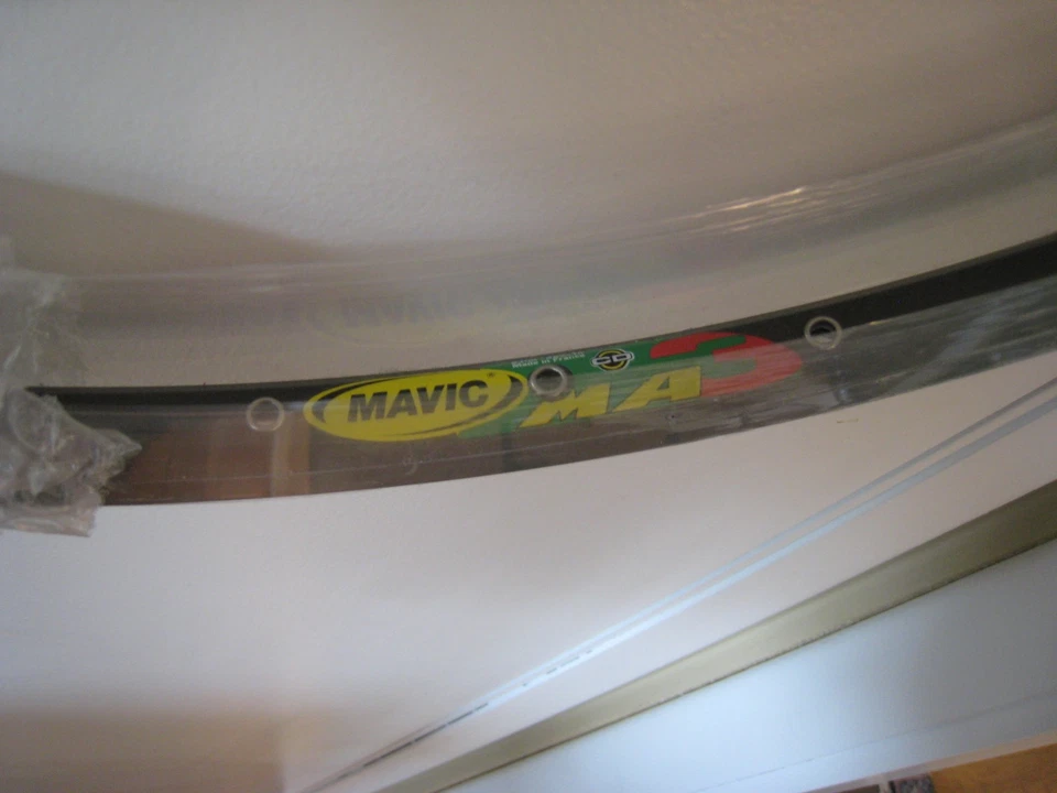 Mavic MA 3 700C Grey Aluminum Clincher Rim - Image 2 of 3