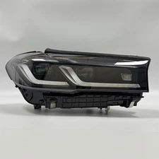 2021-23 5-Series BMW M5 540i LED Adaptive Headlight Right Side Black Version OEM