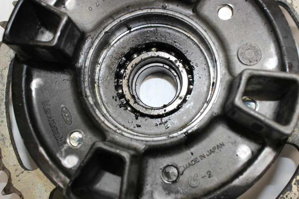 Roda dentada traseira 2005-06 Kawasaki Ninja Zx6r Zx636c 14026-0018 42033-1213 - Imagem 4 de 4