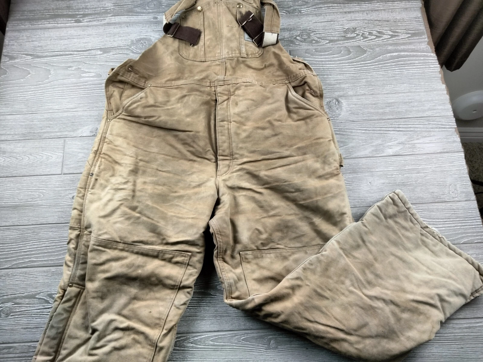 Carhartt Men Duck lined Bib Overall Outdoor Workwear Size 42x32 Distressed work
Opens in a new windo