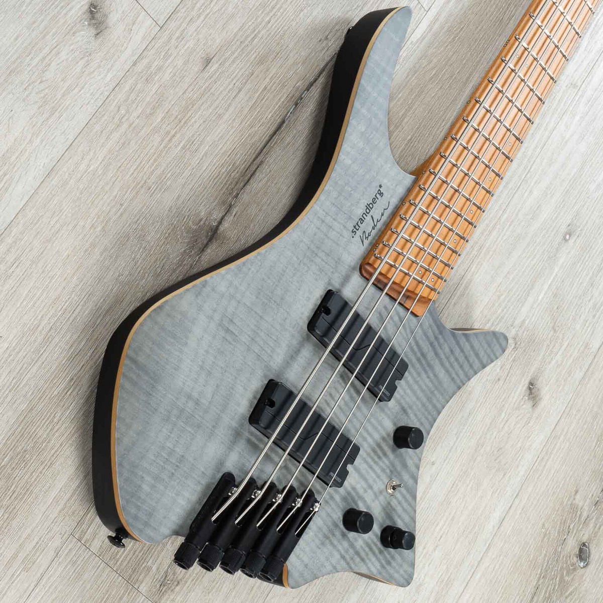 み*み様 strandberg Boden frog 5 Bass Strandberg Boden Bass Standard 5 - Charcoal Satin | Sweetwater