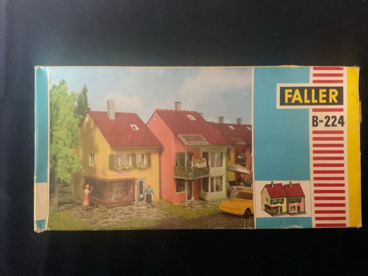 ZS221 Faller Train Maquette decor Ho B-224 2 maisons ZS221 Faller Train Maquette decor Ho B-224 2 maisons