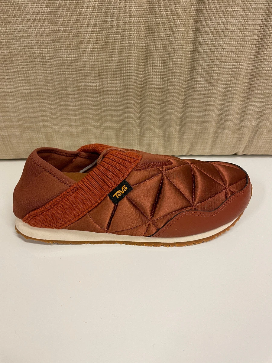 Slippers teva clearance