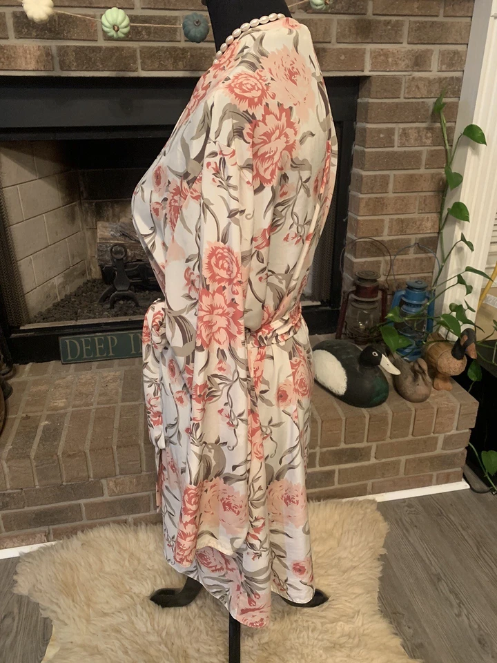 Bata de satén kimono floral vintage de Calvin Klein para mujer talla M Foto 4 de 4