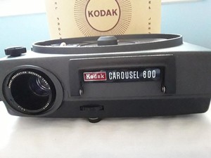 Vintage Kodak Carousel 600 Slide Projector, Instructions & Box; No Cord or Tray