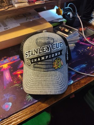 Mens Reebok Center Ice Chicago Blackhawks Stanley Cup Champions Hat Cap 2013