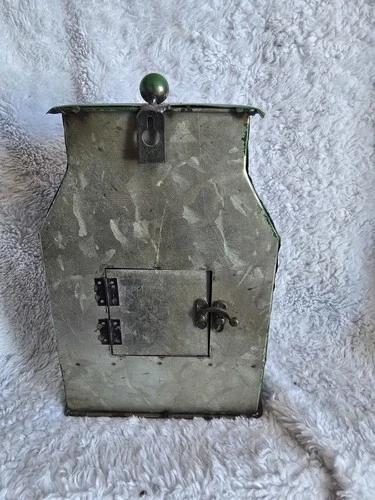 CTW Milk Can Birdhouse - Thumbnail 5