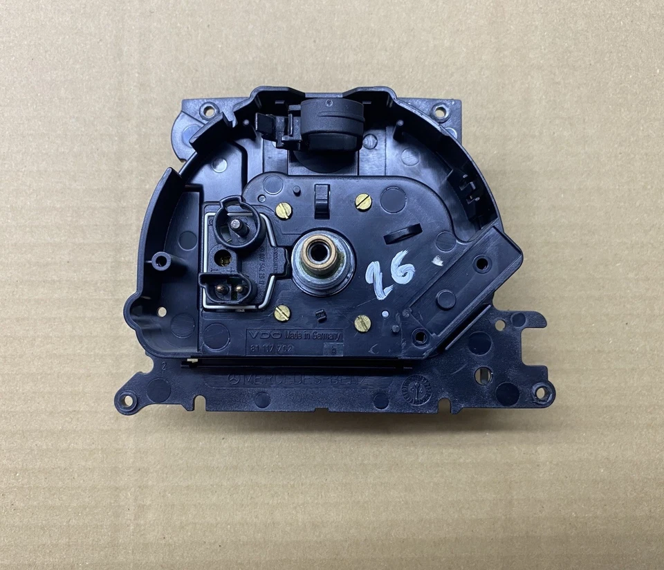 Mercedes W124 Tacho Meter 180 KM/H Kombi Instrument 1245420766 - Bild 3 von 3