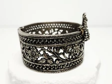 Vintage Silver Tone Filigree Hinged Bangle Bracelet With Pin