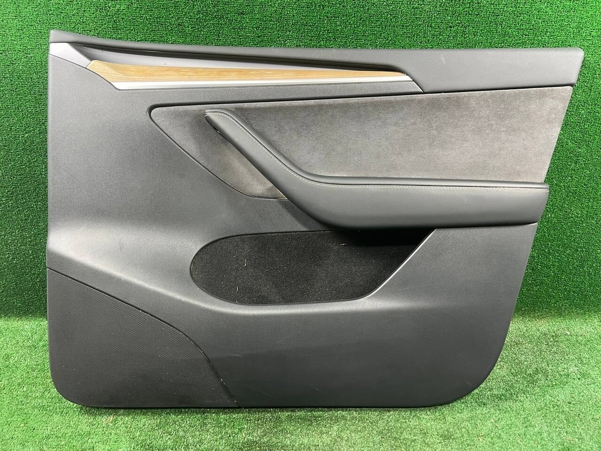 2020-2024 Tesla Model Y Front Right Door Card Panel OEM 1697295-99