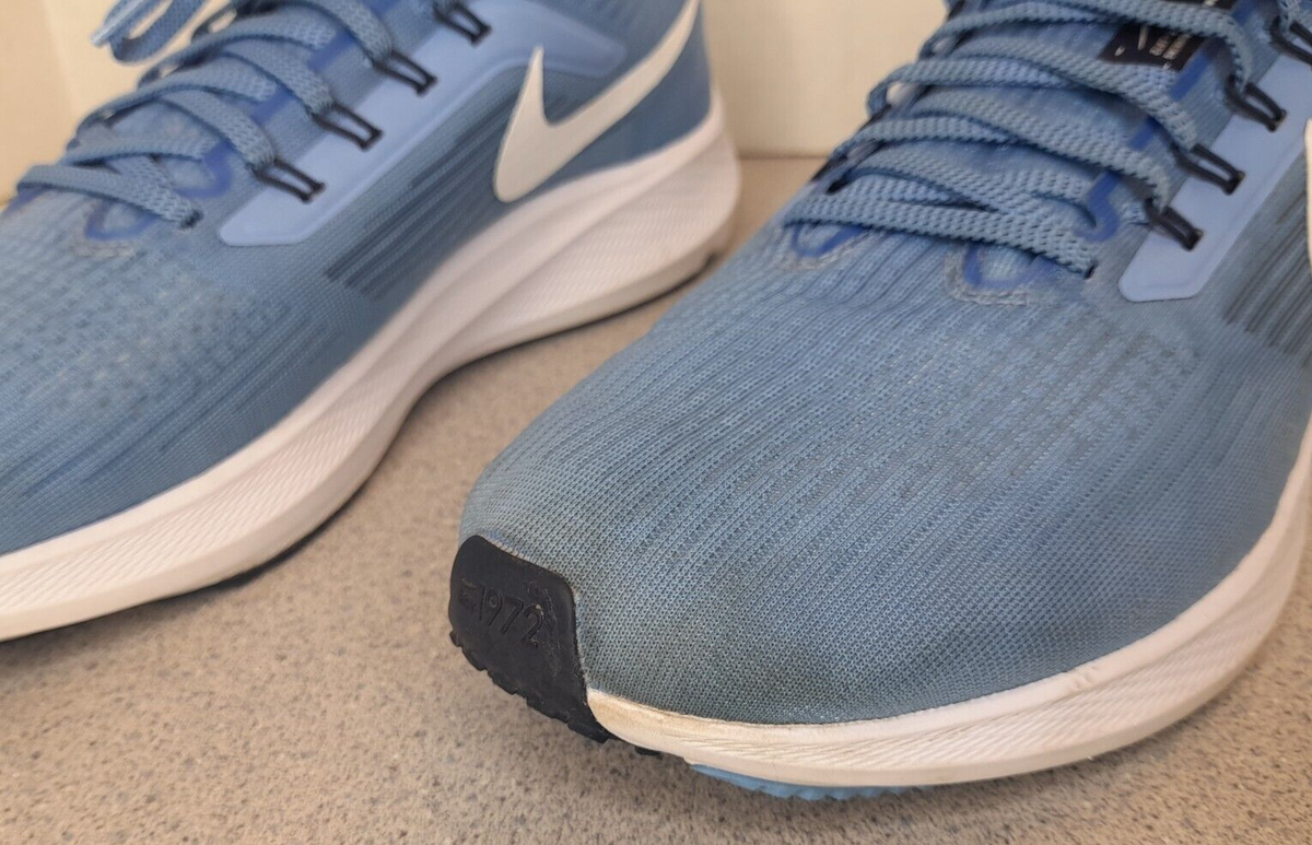 NEW Nike Air Zoom Pegasus 39 UNC Tar Running Shoes DR1967-400 Size 10 Blue Nike Air Zoom Pegasus 39 UNC Tar Running | Mercari main image 3