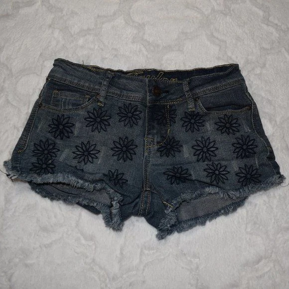 Short En Jean Vert Delias Taylor Brodé Fleurs - Taille Juniors 1/2, Neuf Sans étiquettes - Style Denim Plat