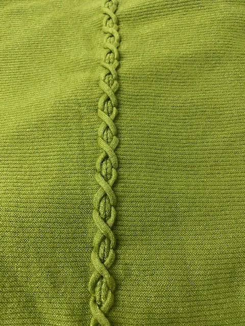Ladies Stylish Designer Green Soft Jumper with Back Stitch Crossing and Necklace - Image 4 of 4