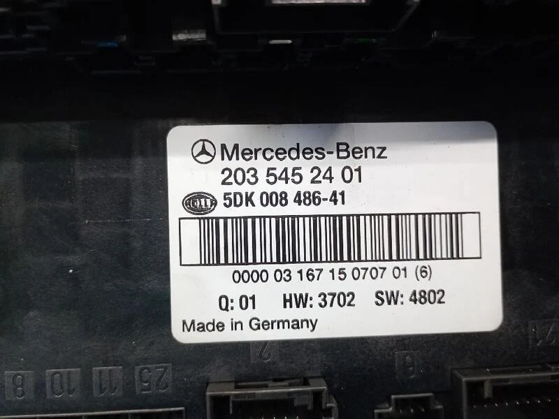 2035452401 Fuse for Mercedes-Benz Class C (W203) 270 CDI 5508744 - Image 2 of 4