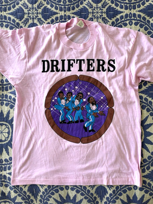 vintage 80's DRIFTERS tour shirt DEADSTOCK pink SCREEN STARS cartoon XL