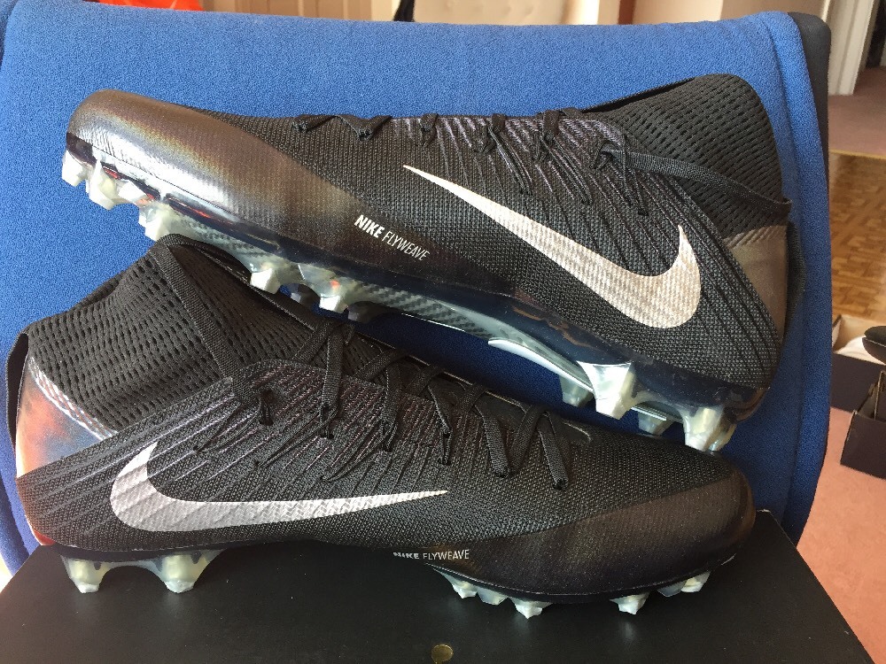 NIKE Vapor Untouchable 2 Football Cleats Sz 16 Black Metallic