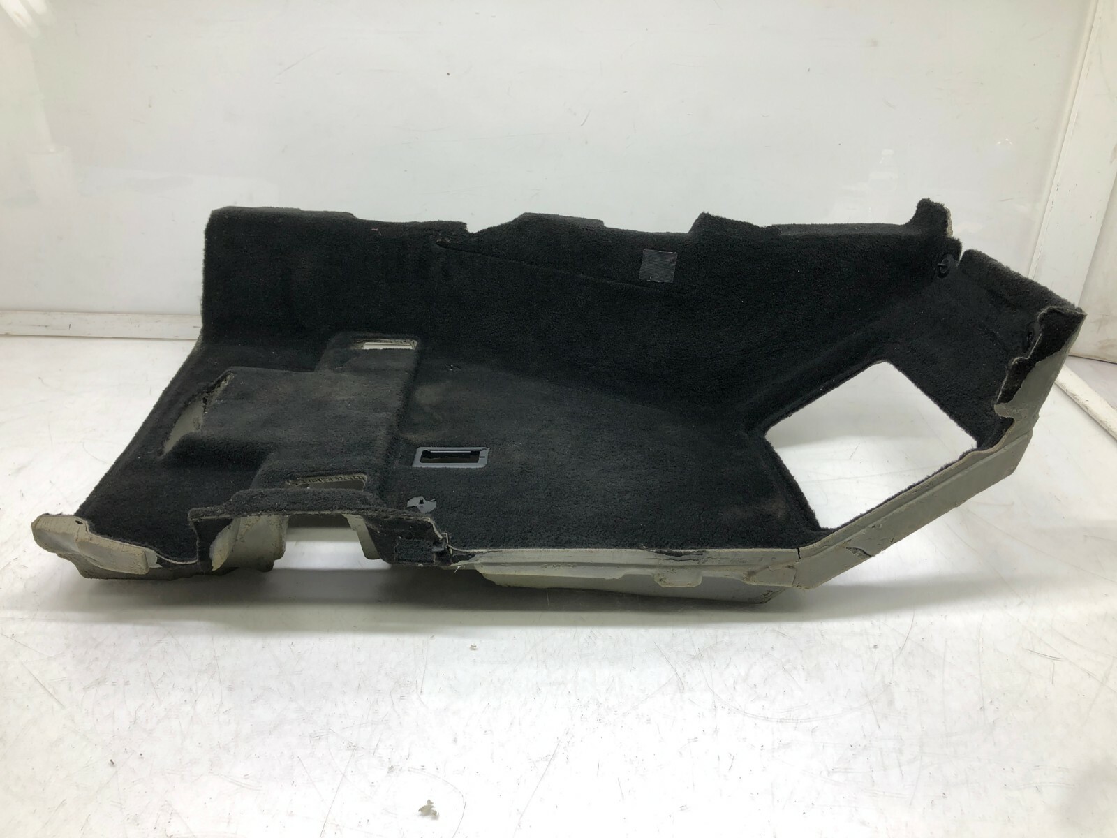 2014-2020 MASERATI QUATTROPORTE RIGHT PASS FRONT FLOOR CARPET COVER LINER OEM.