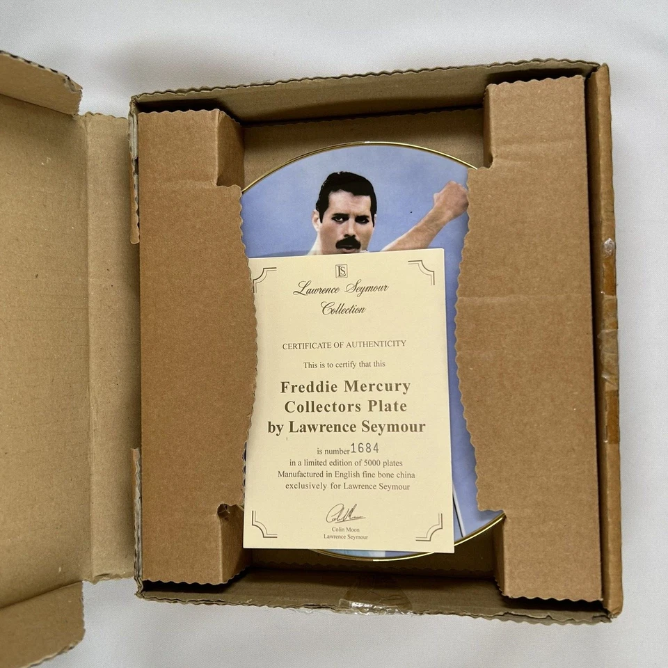 Freddie Mercury Lawrence Seymour Plate Ltd Ed #1684/5000 in Orig Box COA 2002 - Image 4 of 4