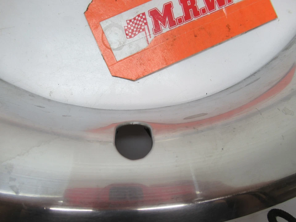 CUBIERTA DE BUJE ANILLO DE AJUSTE TAPA CENTRAL PONTIAC FIREBIRD 70 71 72 73 TEMPEST GRAND PRIX Foto 3 de 4