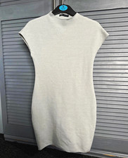 ZARA Grey Knit Bodycon Dress Round/Boat Neck and Cap Sleeve Size EUR M