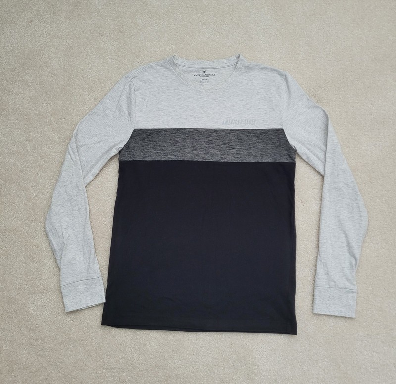 American Eagle Men's Colorblock Long Sleeve Shirt Size Small