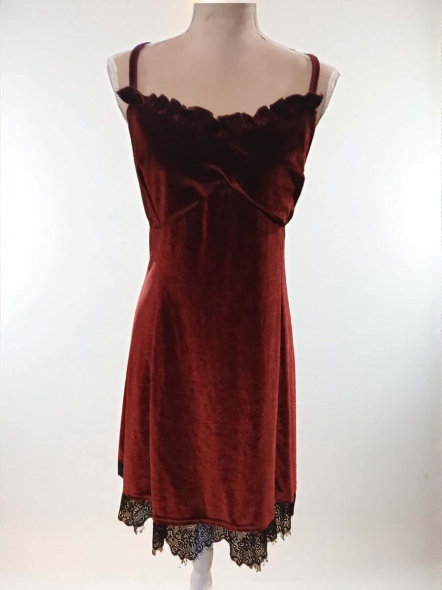 red velvet dress with black lace Zapakasa Women Sheath Bridesmaid Dress with Lace-up Back Black Red Long  Wedding Party Dress main image 0