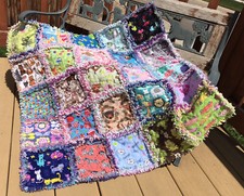 RAG QUILT I SPY throw quilt Girls 25 different prints handmade in USA 91g