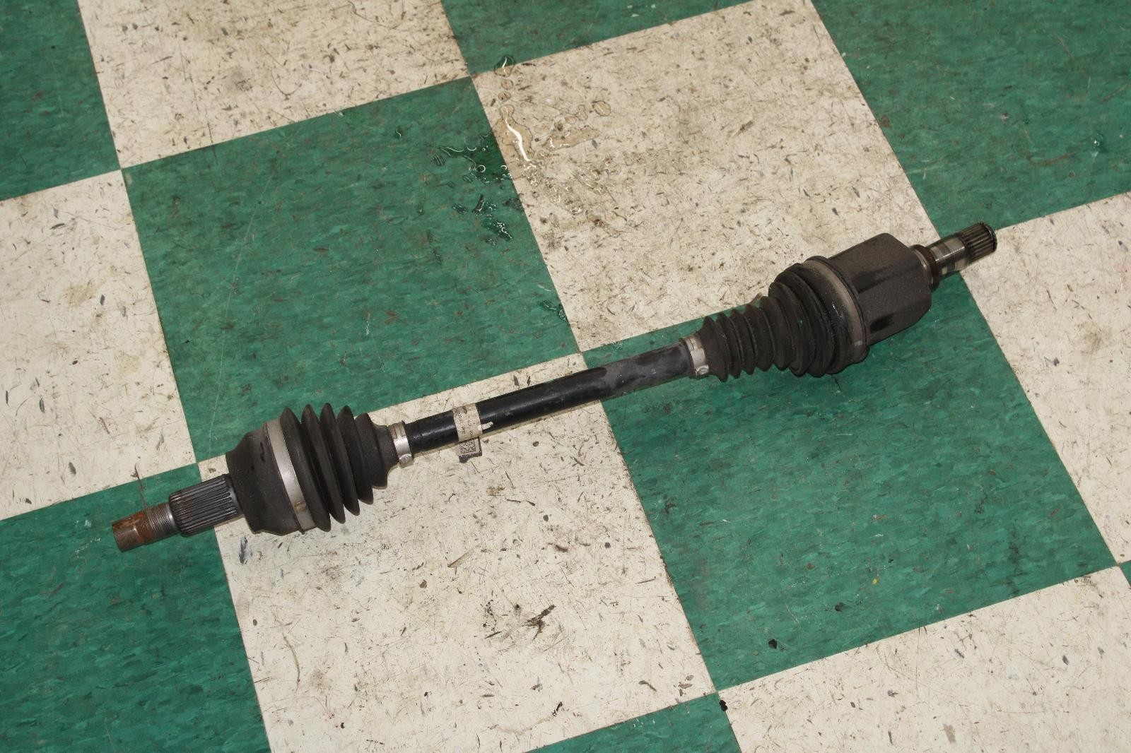 Maserati Ghibli 2014-2017 Front Right Cv axle