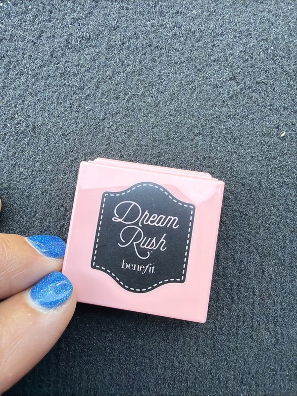 Benefit Rare 4.0 Dream Rush Single Eye Shadow