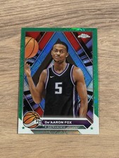 De'Aaron Fox 2024 Topps Chrome Basketball #117 Green Topps Logo Refractor Kings