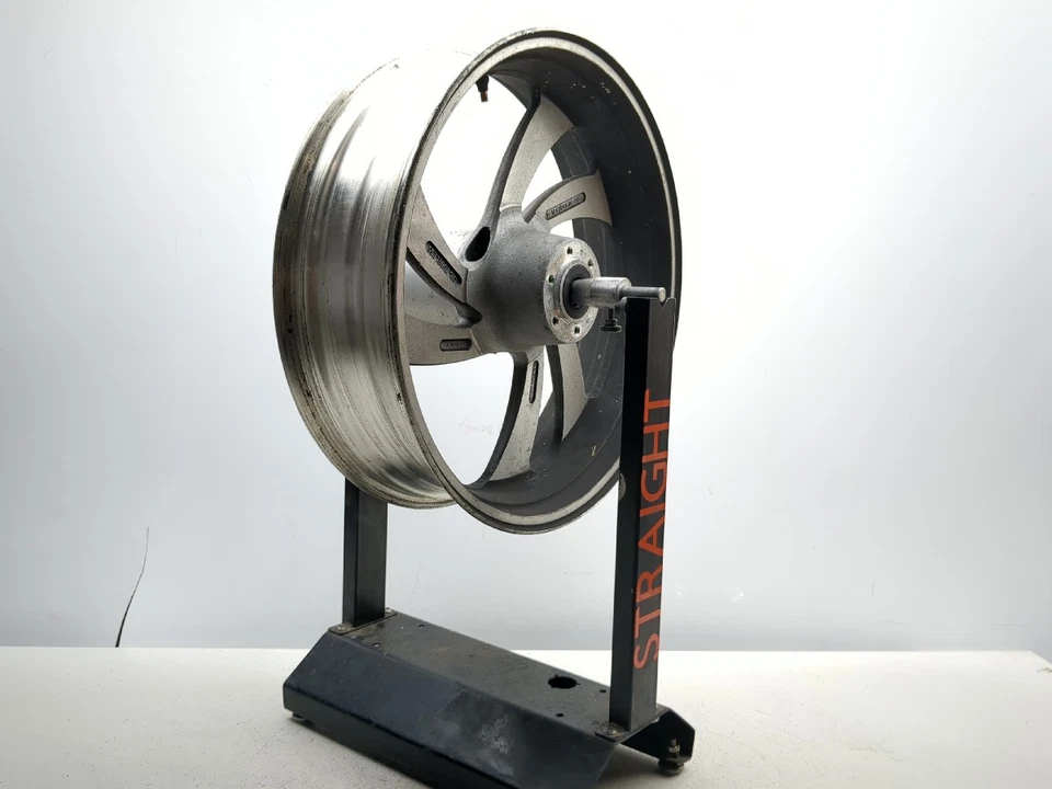 Llanta trasera Victory Kingpin 04-12 recta 18x5,00 Foto 4 de 4