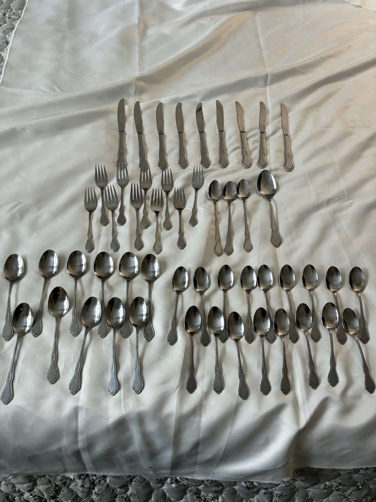 Oneida Morning Blossom Stainless Forks Knives Spoons Teaspoons Serving Lot Of 51