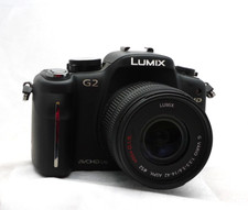 Panasonic LUMIX G2 with G Vario 3.5-5.6/14-42 Lens