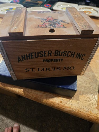 Vintage Mini 6" Anheuser Busch Budweiser Small Wood Beer Crate Box w/ Hinged Lid