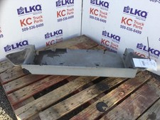 F06-6001 PETERBILT 367 CROSSMEMBER 3240242