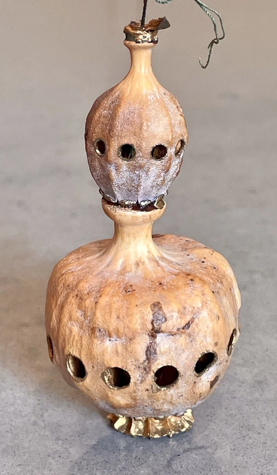 6 Unique Hand Carved Real Natural Dried Ornaments Poppy - Image 4 of 4