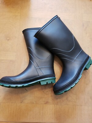 KAMIK FABRIQUE AU CANADA Rubber Rain Boots Womans SIZE 6 Black Green Bottom
