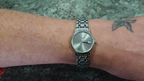 RARE LONGINES PRESENCE L4.220.4 WOMENS 