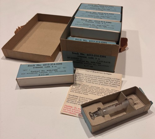 12 Vintage Glass Syringes 2 CC Dozen Vintage Medical Supplies Luer Lot
