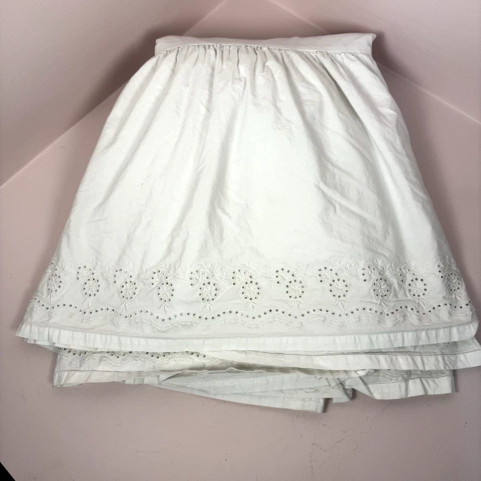 Falda de cama Simply Shabby Chic Twin EYELET/volantes de polvo blanca esquina dividida usada en excelente estado Foto 4 de 4