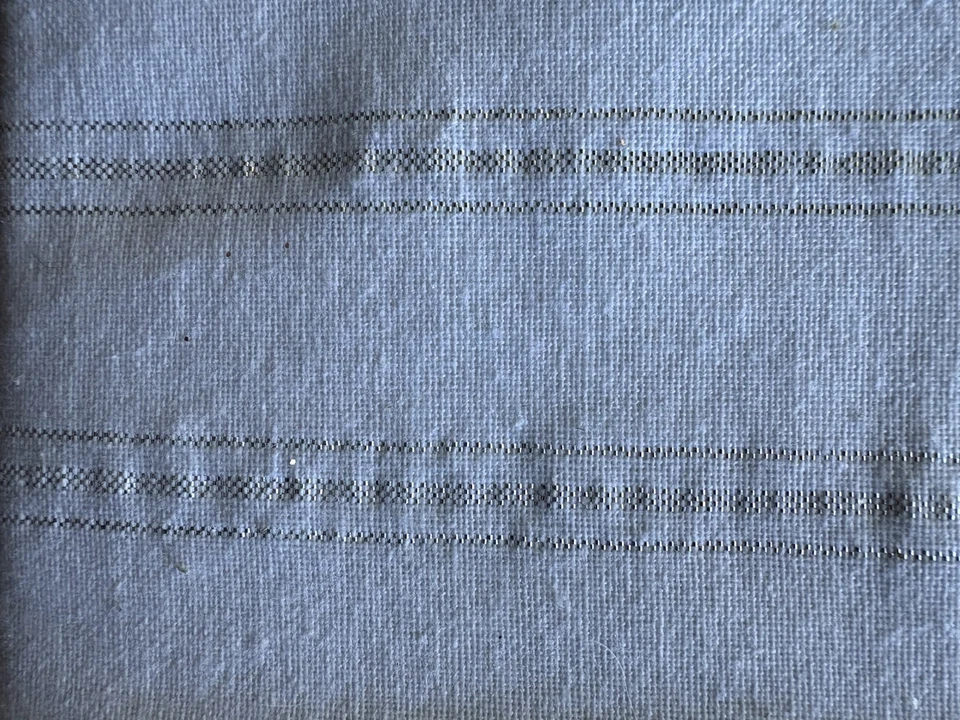 RACHEL ZOE Tablecloth White Silver Shimmer Oblong 60 x 104 NEW - Image 2 of 4