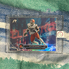 Topps 2025 Resurgence Myles Garrett Electro-Lights Insert #EL-17 Browns
